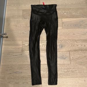 EUC Spanx Faux Leather Leggings S